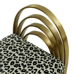 Mavis Bench 11 Mavis Bench -furniture webimage 010342883 DTL